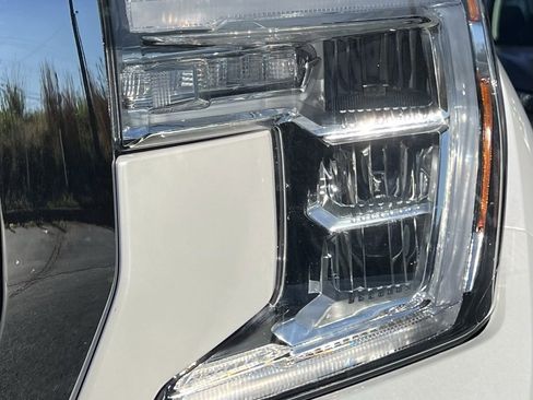 Used 2021 GMC Sierra 1500 Denali image 11