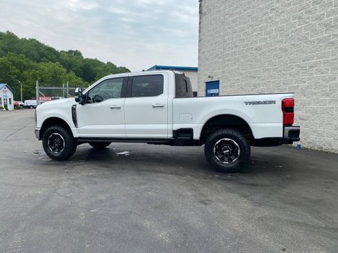 New 2025 Ford F250 King Ranch w/ Tremor Off-Road Package image 7