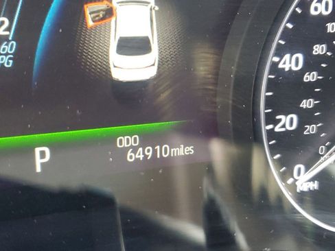 Used 2022 Toyota Avalon XSE image 11