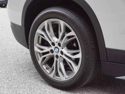 Used 2017 BMW X1 xDrive28i image 17