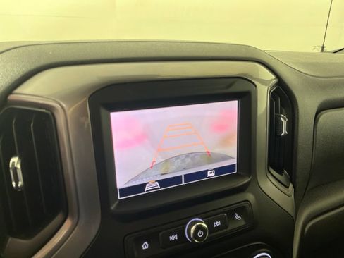 Used 2023 Chevrolet Silverado 1500 Custom AWD/4WD image 25