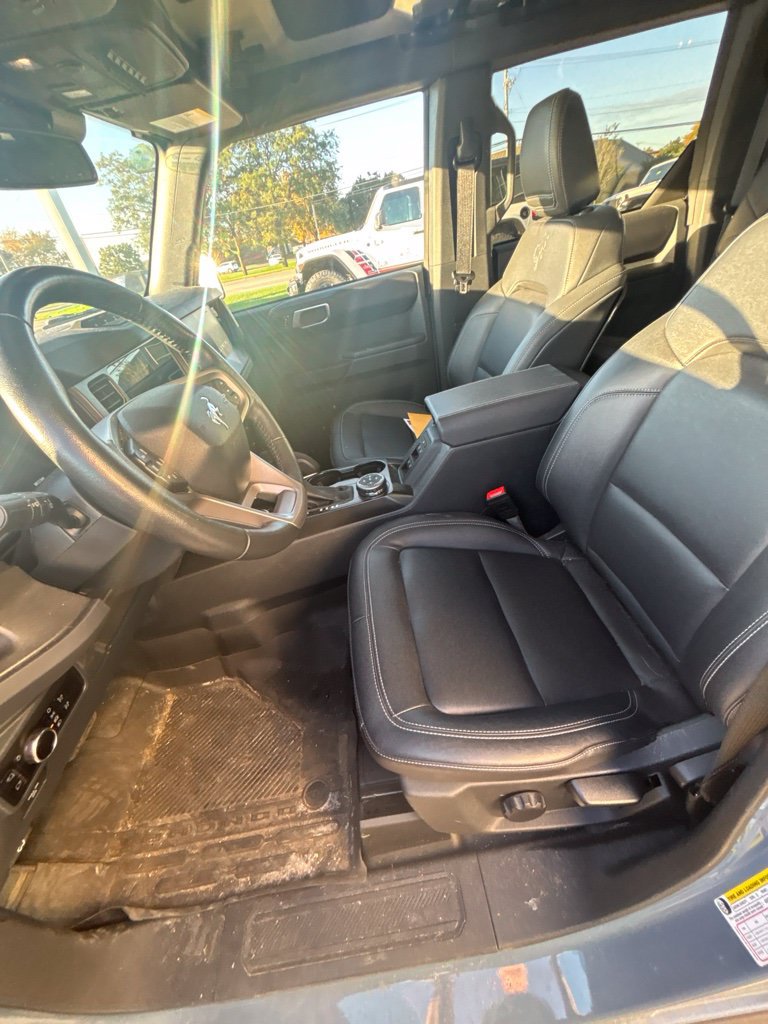 Used 2025 Ford Bronco Badlands AWD/4WD image 7