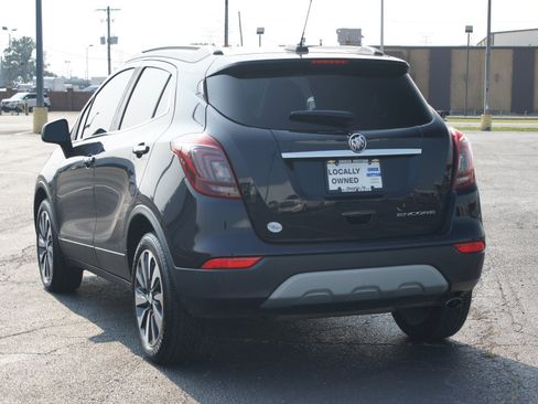 Used 2021 Buick Encore Preferred FWD image 12