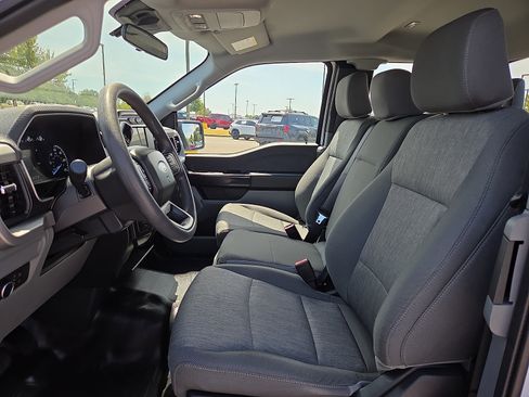 Used 2022 Ford F150 XL w/ Equipment Group 101A High RWD image 14