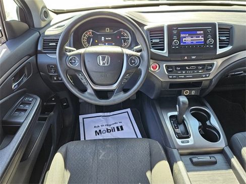 Used 2019 Honda Ridgeline Sport image 12