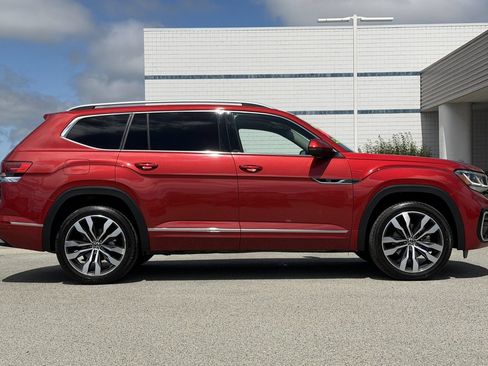 Used 2022 Volkswagen Atlas SEL Premium AWD/4WD image 3