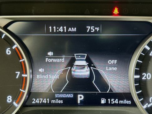 Used 2023 Nissan Rogue SV FWD image 19