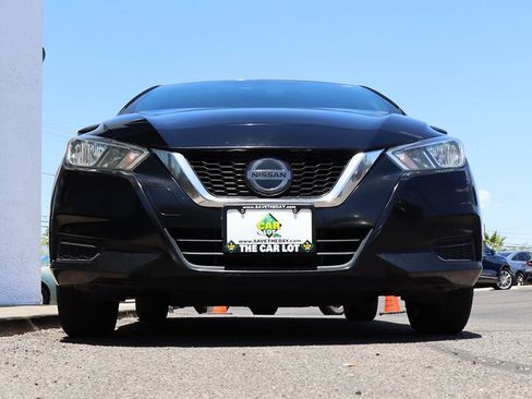 Used 2021 Nissan Versa SV FWD image 17
