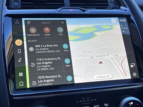 Used 2024 Jaguar E-PACE R-Dynamic SE image 24