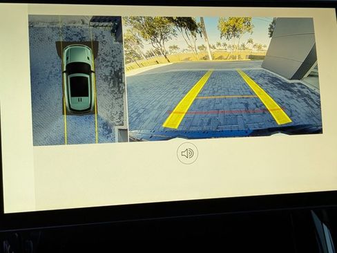 New 2026 Land Rover Range Rover Sport Dynamic SE image 12