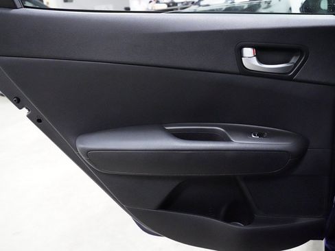 Used 2017 Kia Optima LX FWD image 20