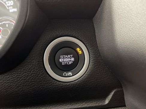 Used 2025 RAM 1500 Big Horn AWD/4WD image 36