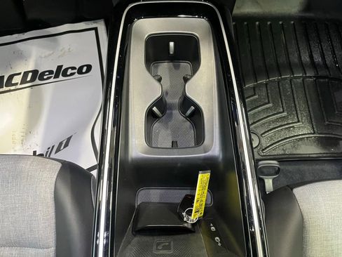 Used 2023 Volkswagen ID.4 Pro image 14