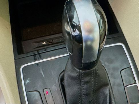 Used 2017 Volkswagen Passat 1.8T S image 20