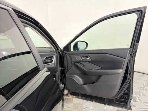 Used 2024 Nissan Rogue SV AWD/4WD image 28