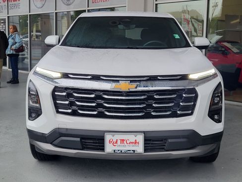 Used 2026 Chevrolet Equinox LT w/ Safety and Technology Package FWD image 7