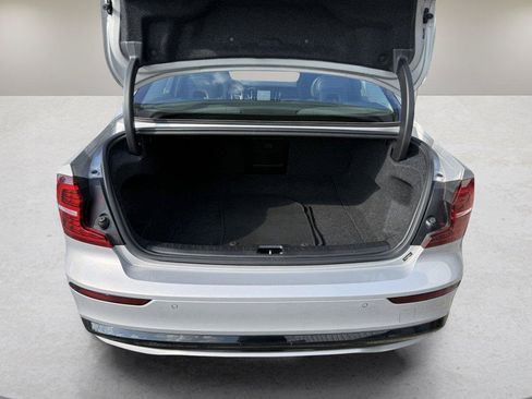 Used 2024 Volvo S60 B5 Core FWD image 22