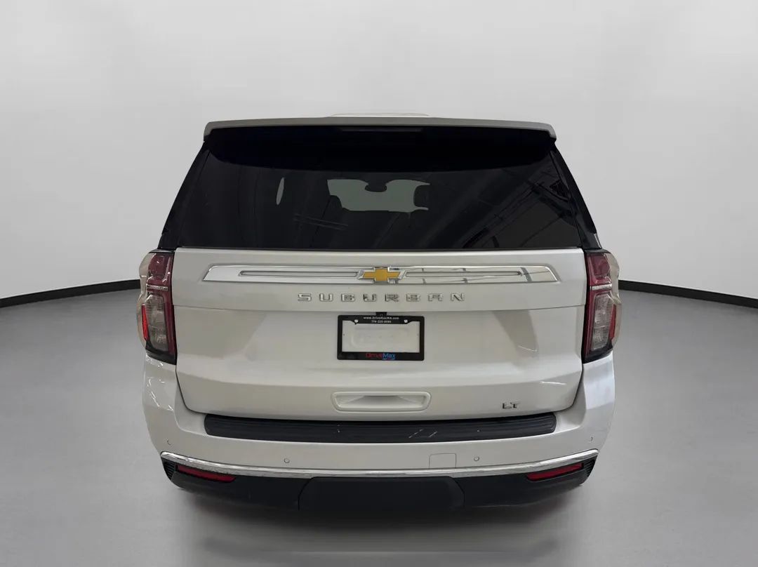 Used 2023 Chevrolet Suburban LT w/ LT Signature Plus Package AWD/4WD image 8