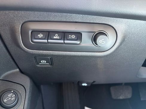 Used 2022 GMC Terrain SLT w/ Tech Package AWD/4WD image 20