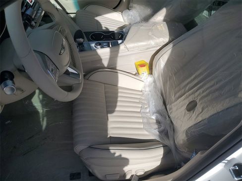 New 2026 Genesis G70 2.5T Prestige image 16