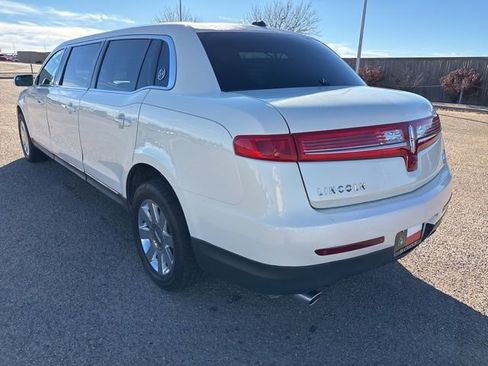 Used 2013 Lincoln MKT Limo image 4
