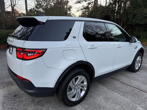 Used 2020 Land Rover Discovery Sport S image 11