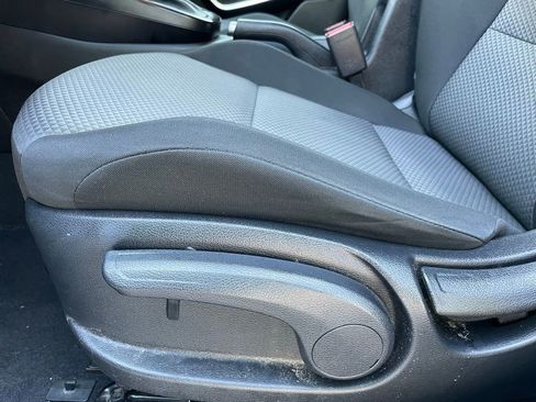 Used 2024 Kia Soul LX w/ Option Group 015 FWD image 11