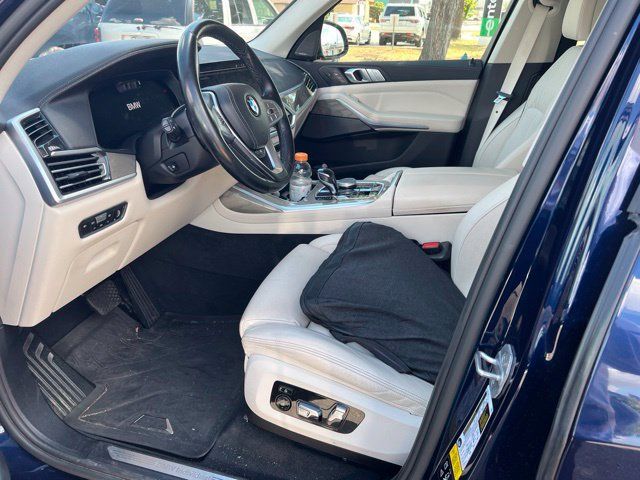 Used 2021 BMW X7 xDrive40i w/ Premium Package AWD/4WD image 6