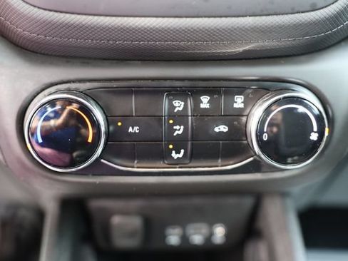 Used 2023 Chevrolet TrailBlazer LS FWD image 24