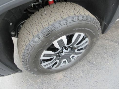 Certified 2026 GMC Sierra 2500 Denali Ultimate w/ Max Trailering Package AWD/4WD image 15