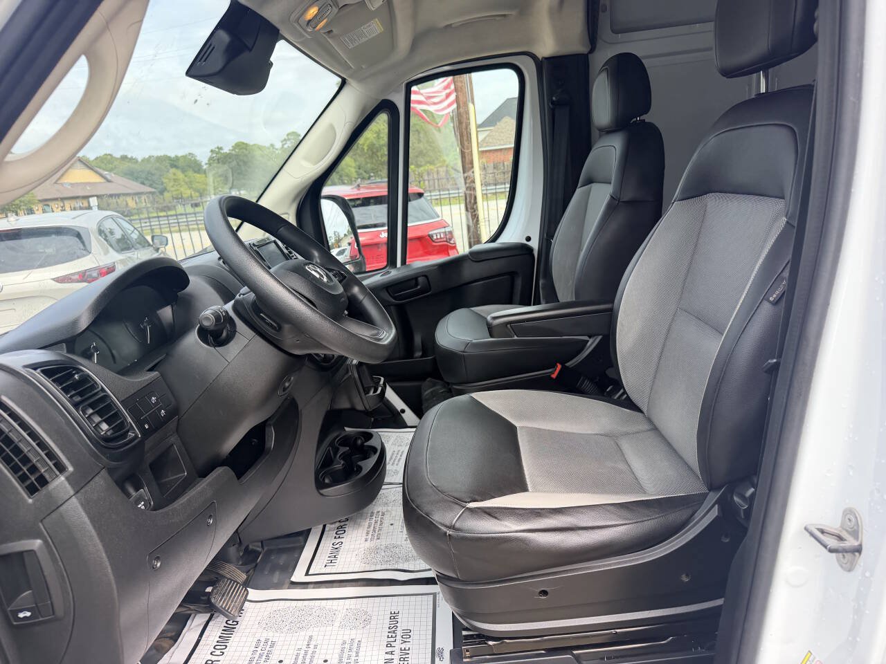 Used 2025 RAM ProMaster 2500 w/ Convenience Group FWD image 22