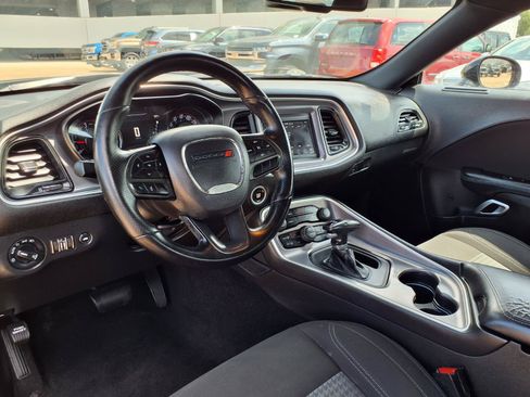 Used 2020 Dodge Challenger SXT w/ Blacktop Package RWD image 5