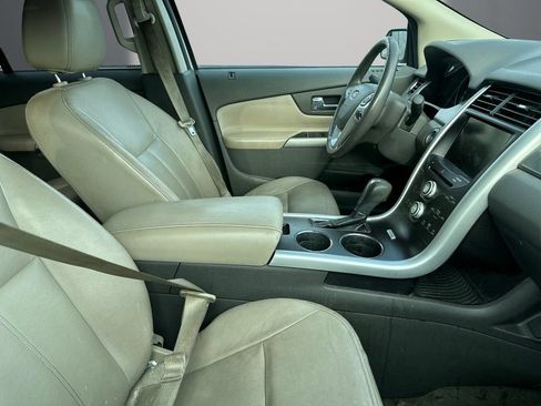Used 2013 Ford Edge Limited FWD image 10
