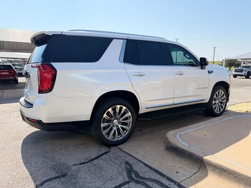 Used 2021 GMC Yukon SLT w/ SLT Luxury Plus Package RWD image 4