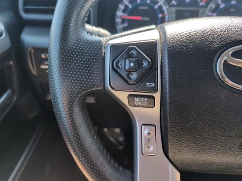 Used 2018 Toyota 4Runner SR5 Premium AWD/4WD image 19