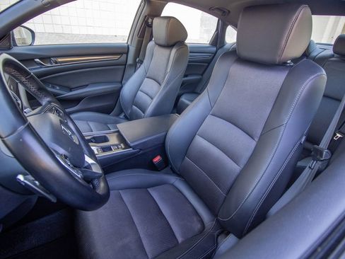 Used 2020 Honda Accord Sport image 15