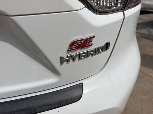 Used 2024 Toyota Corolla SE FWD image 9