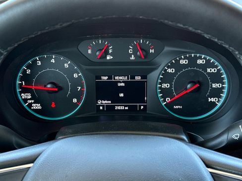 Used 2025 Chevrolet Malibu RS FWD image 35
