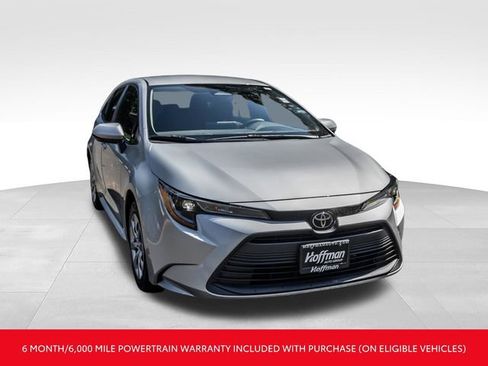 Used 2024 Toyota Corolla LE FWD image 2