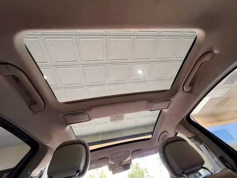 Used 2019 Mercedes-Benz S 560 4MATIC Sedan image 18