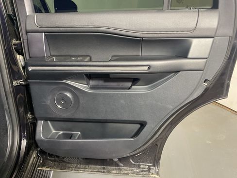 Used 2021 Ford Expedition XLT AWD/4WD image 29