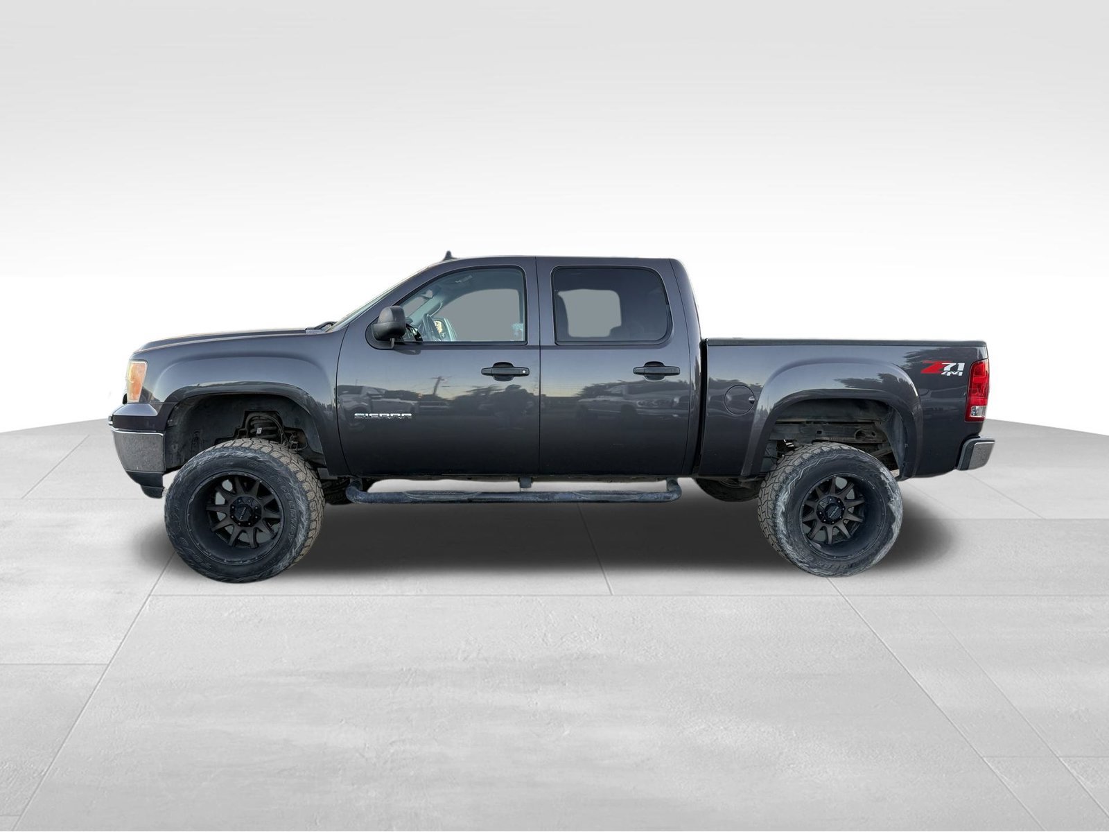 Used 2011 GMC Sierra 1500 SLE w/ Power Tech Package AWD/4WD image 6