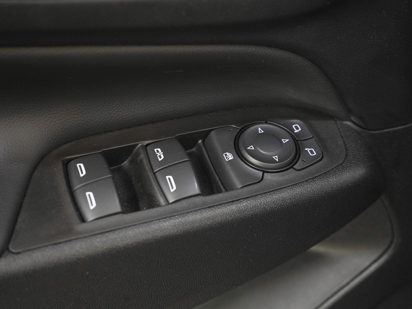 Used 2024 Chevrolet Equinox LT AWD/4WD image 21