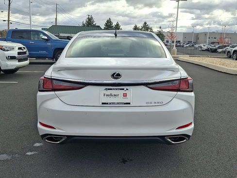 Used 2024 Lexus ES 350 Ultra Luxury image 5
