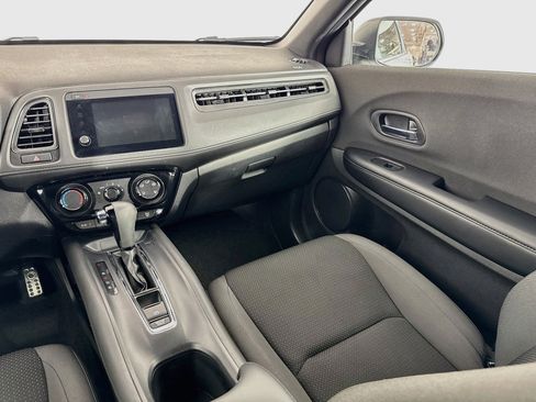 Certified 2022 Honda HR-V Sport image 21