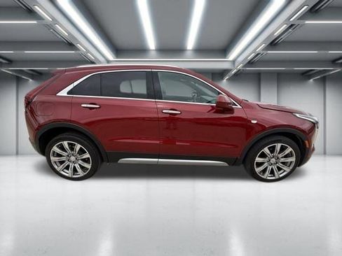 Used 2019 Cadillac XT4 Premium Luxury AWD/4WD image 1