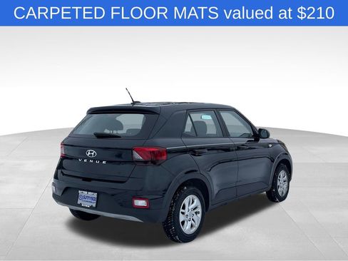 Used 2023 Hyundai Venue SE w/ Cargo Package image 2