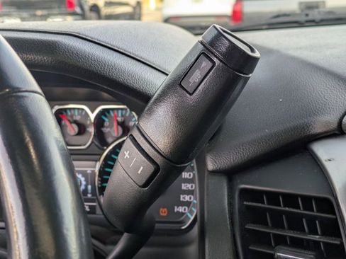 Used 2020 Chevrolet Suburban LT image 10