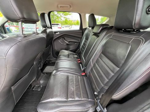 Used 2018 Ford Escape SEL w/ Ford Safe & Smart Package FWD image 18