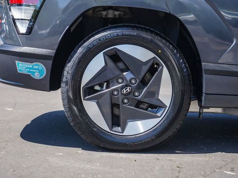 Certified 2024 Hyundai Kona SEL FWD image 8